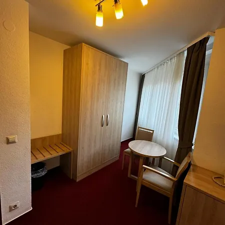 Hotel apartamentowy S Und B Weingarten (Wuerttemberg)