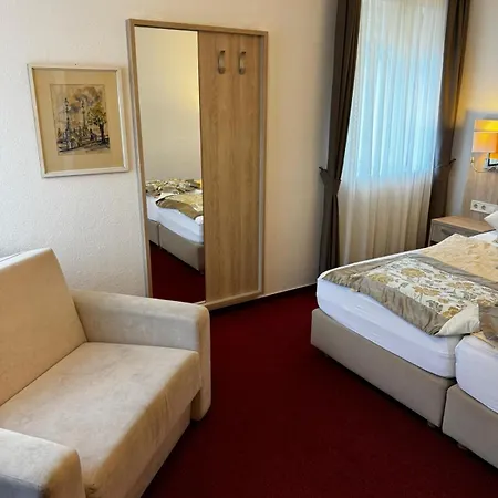 Aparthotel S Und B Weingarten