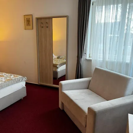 S Und B Weingarten Aparthotel