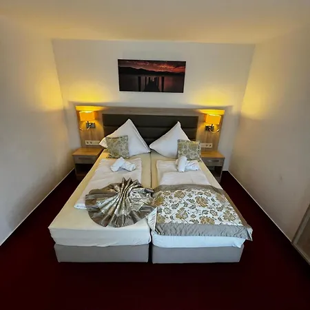 S Und B Weingarten Aparthotel