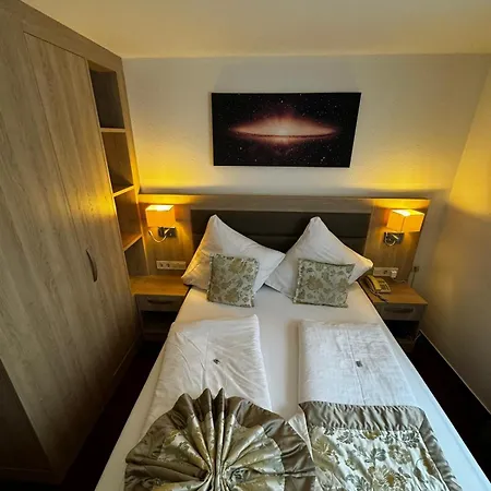 S Und B Weingarten Aparthotel