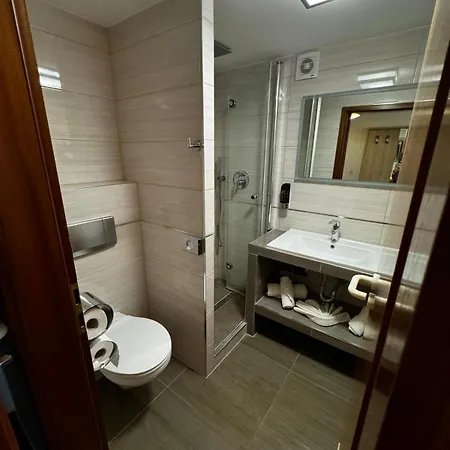 Hotel apartamentowy S Und B 3*