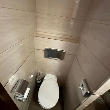 Aparthotel S Und B 3*