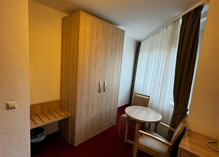 Aparthotel S Und B Weingarten (Wuerttemberg)