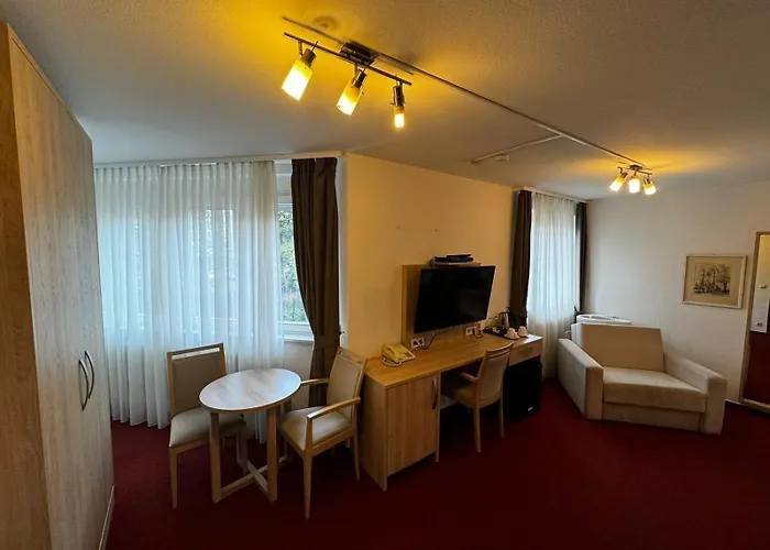 S Und B Aparthotel 3*