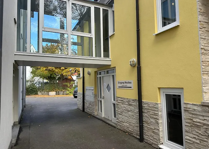 Aparthotel S Und B 3*